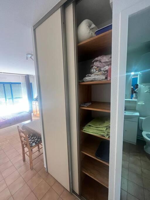 Studio Agreable De 21M2 Balaruc-les-Bains Buitenkant foto